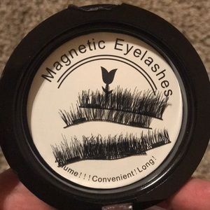 Magnetic lashes